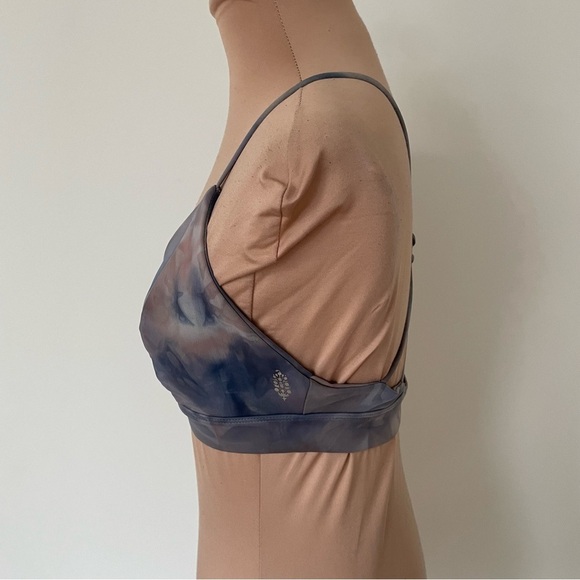 Free People FP Movement Tie Dye Strappy Back Front Cut Out Sports Bra EUC Size S - Picture 5 of 10
